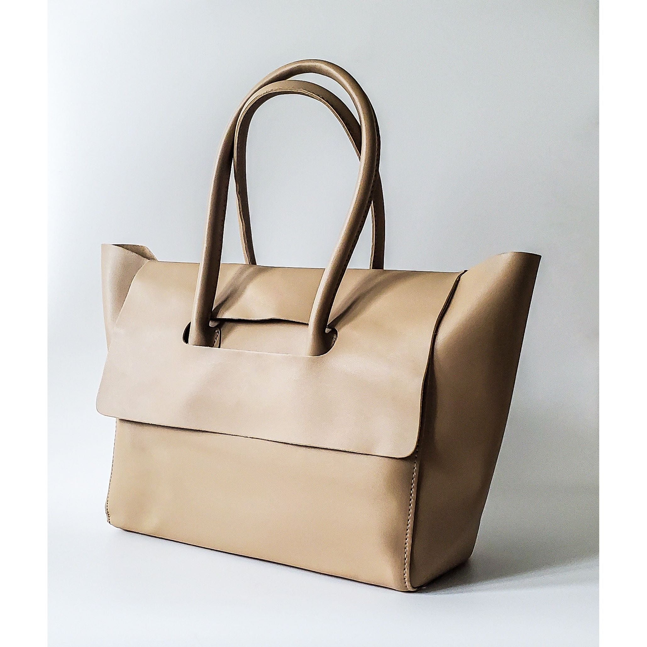 Cheyenne Minimalist Shoulder Tote