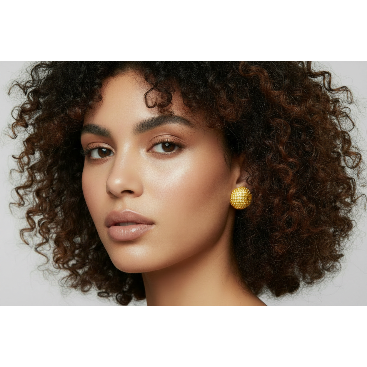 Grace 18K Dome Diamond Textured Earrings