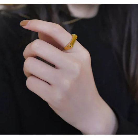 Goldie 18K Gold Slim Bar Ring