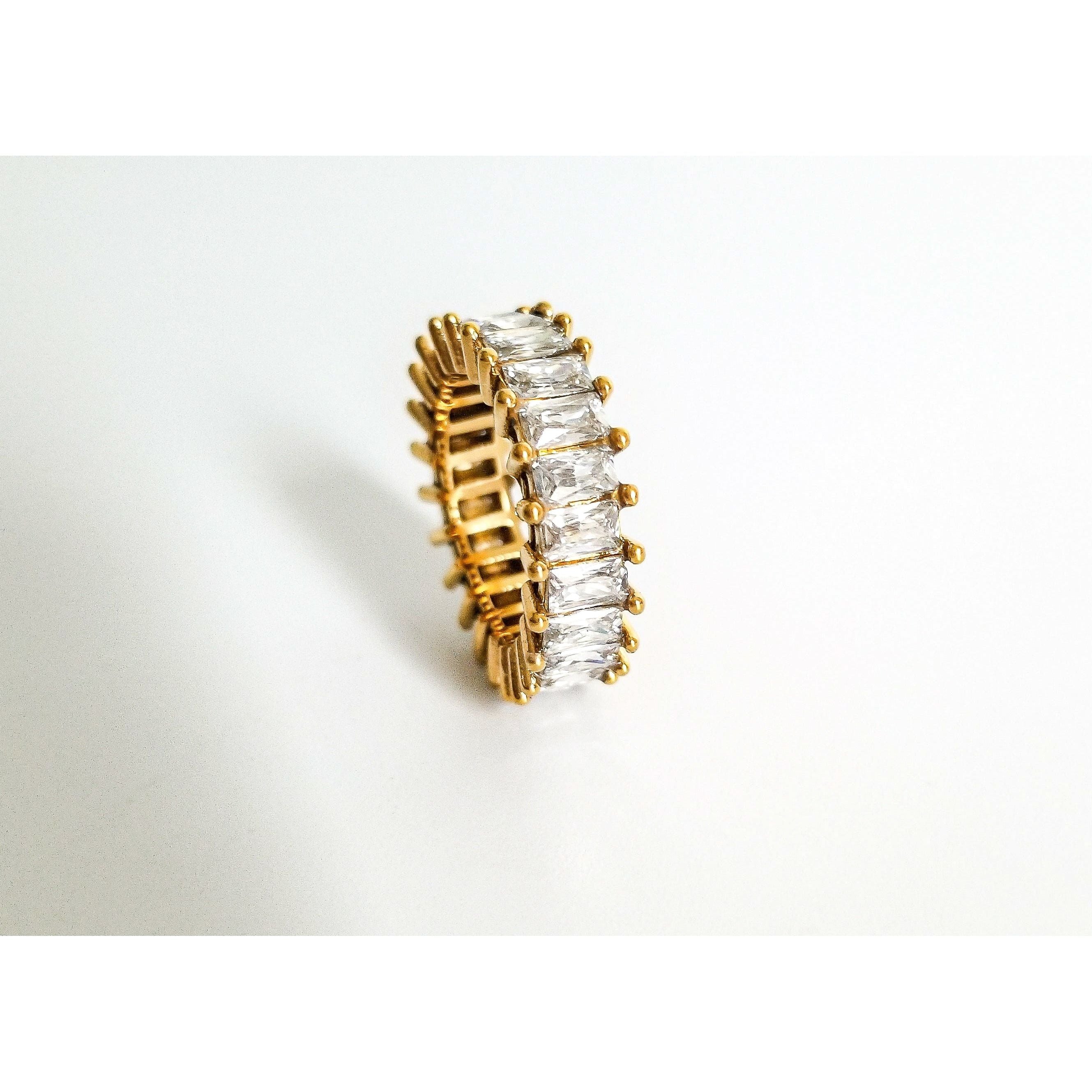 Seline 18K Baguette Ring