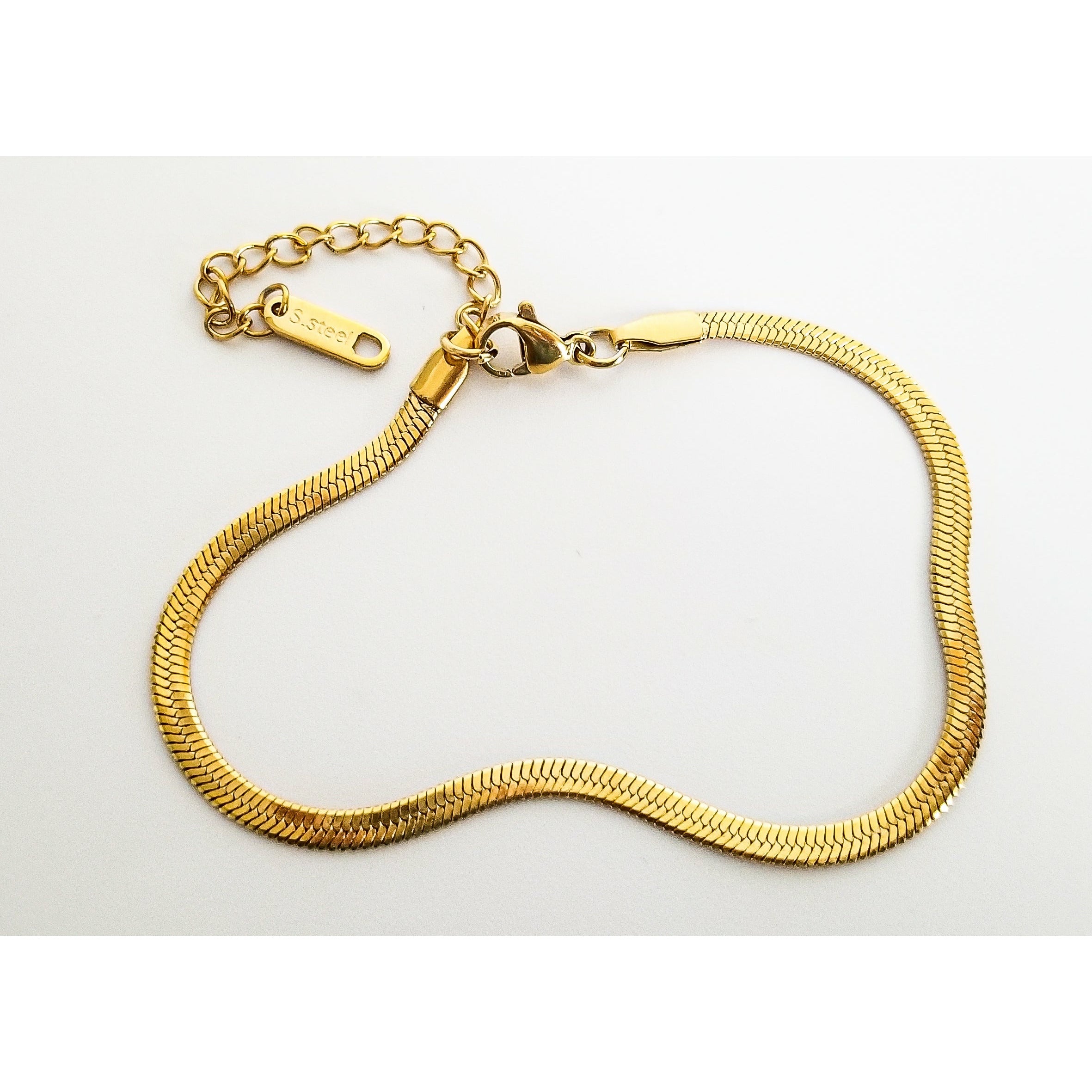 Harley 18K Gold Herringbone Snake Bracelet