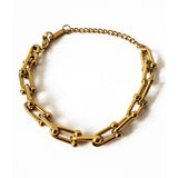 Una 18K Gold U Shaped Horseshoe Bracelet