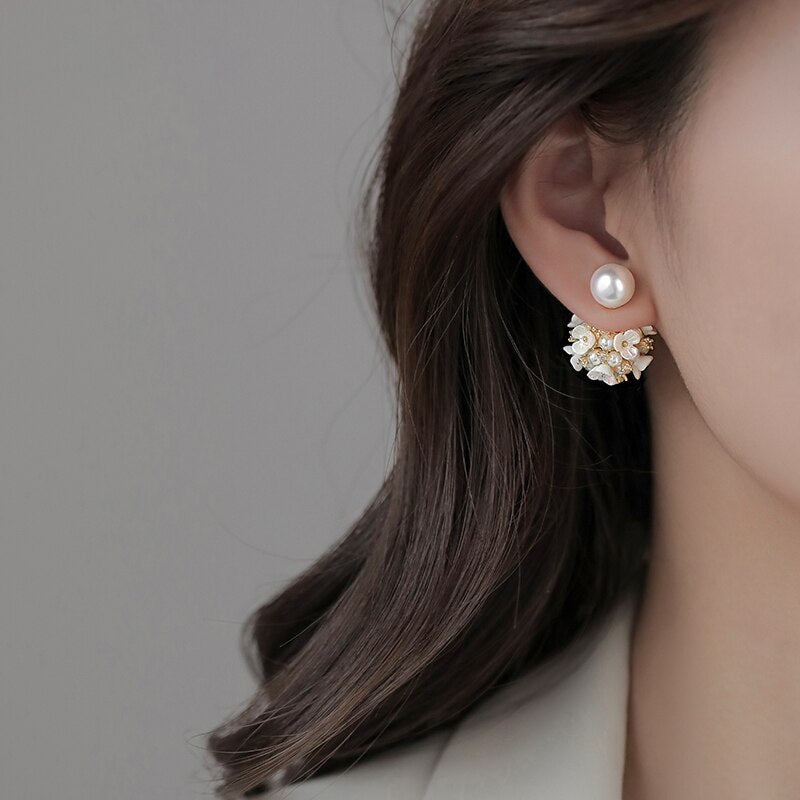 Aurélie Vintage Pearl Flower Earrings